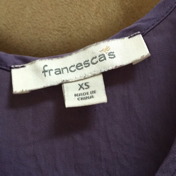 Purple Francesca’s Ruffle cold shoulder top XS - Picture 6 of 6